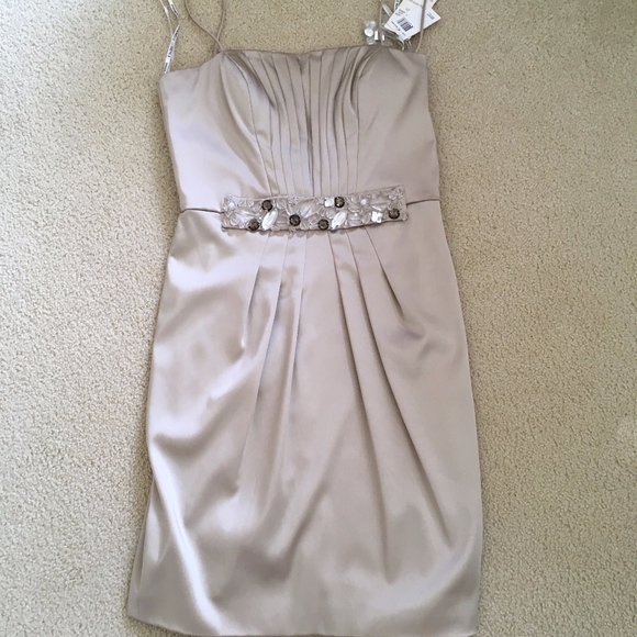 NWT Sherrie Bloom CHETTA B Jewel Waist shift  Dress 8 white gold tan cocktail - Picture 1 of 8